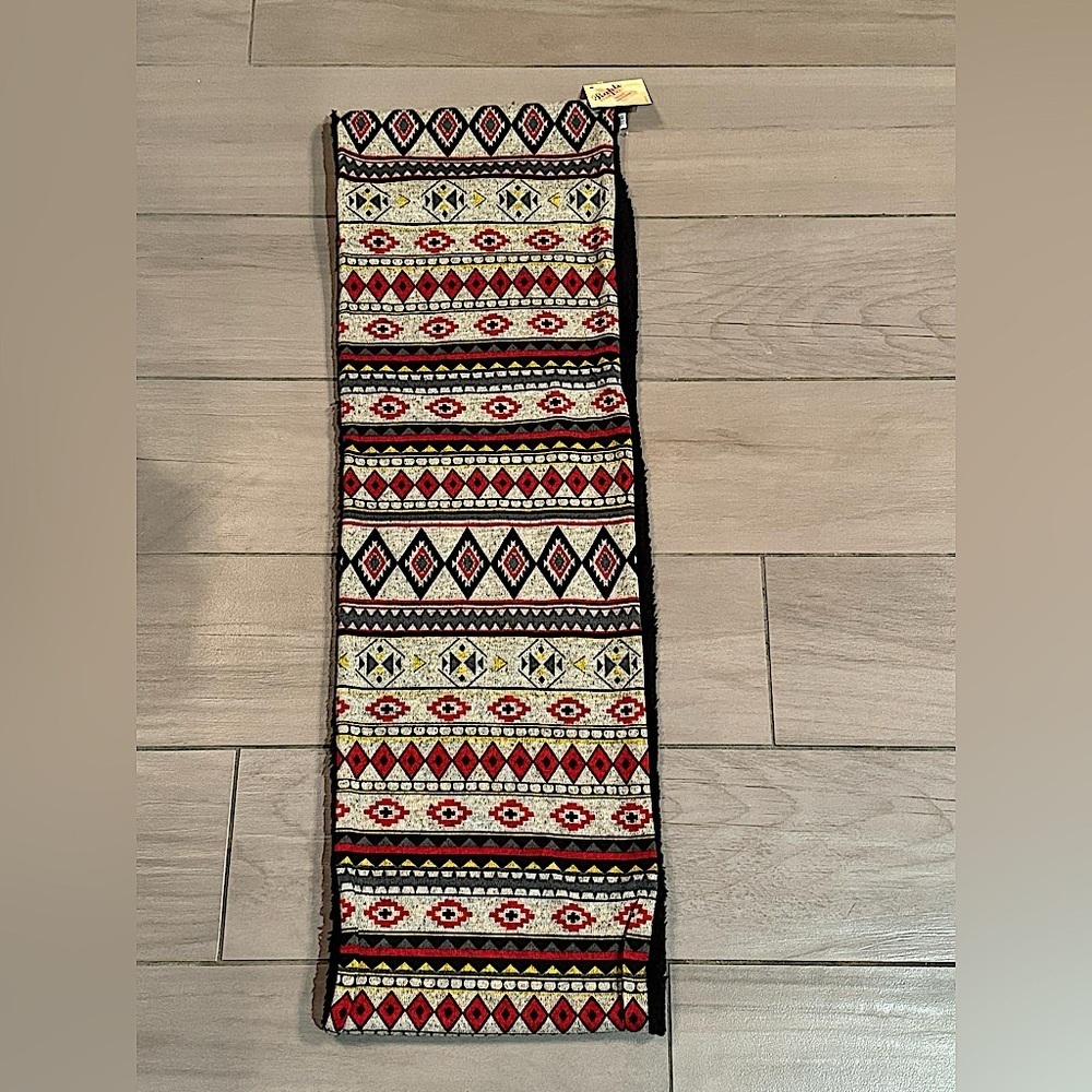 Rapti fashion Colorful tribal Patterned infinity scarf plush feel like NWT